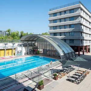 Apartahotel Airport Suites, Affiliated By Meliá **